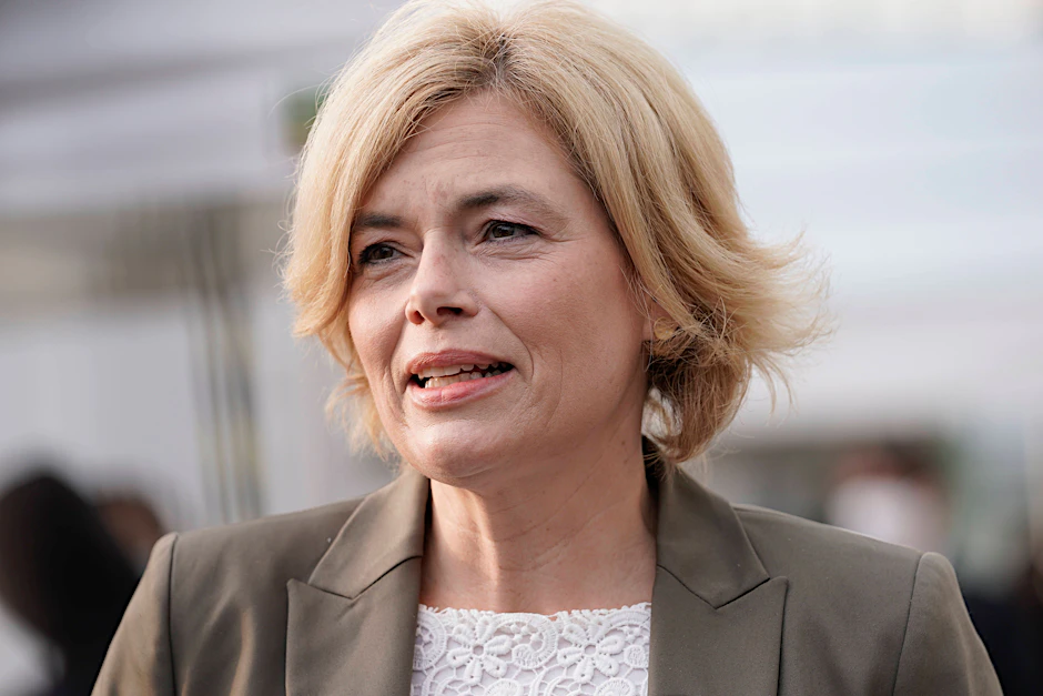 Bundeslandwirtschaftsministerin Julia Klöckner will sich vom CDU-Landesvorsitz in Rheinland-Pfalz zurückziehen.