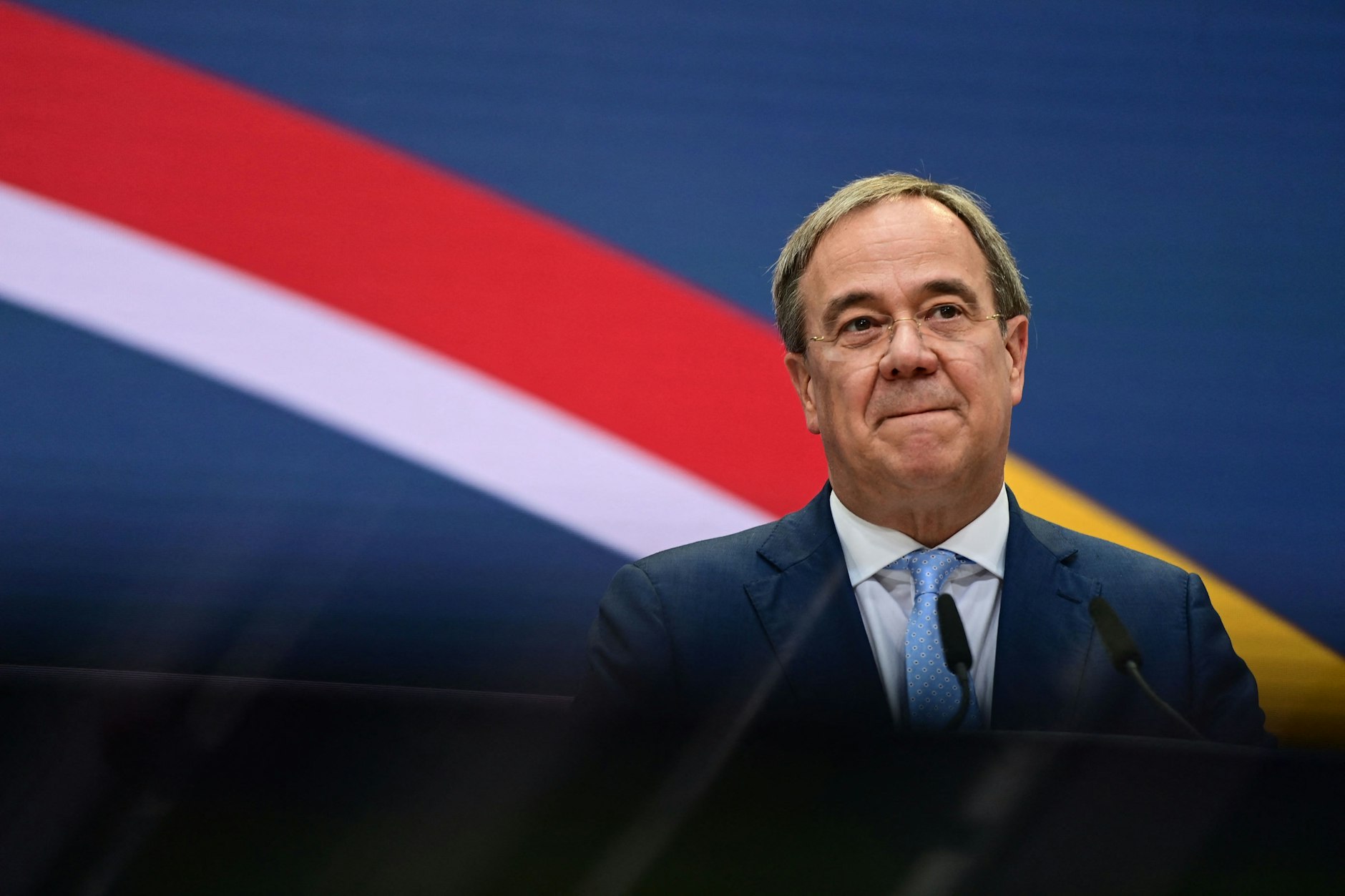 Einen Tag nach der Wahlniederlage stellte sich der CDU-Vorsitzende Armin Laschet den Parteigremien und danach der Presse.