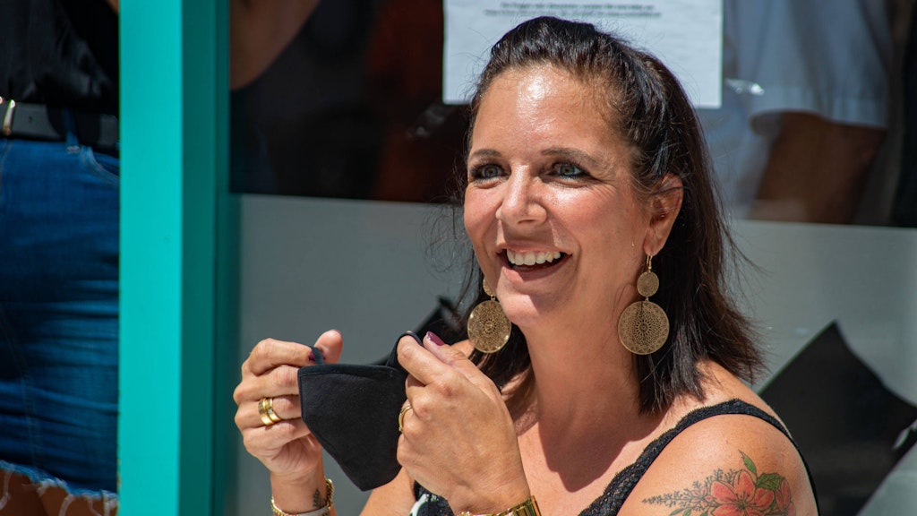 Fur Ihren Verstorbenen Mann Jens Danni Buchner Liess Sich Engel Tattoo Stehen