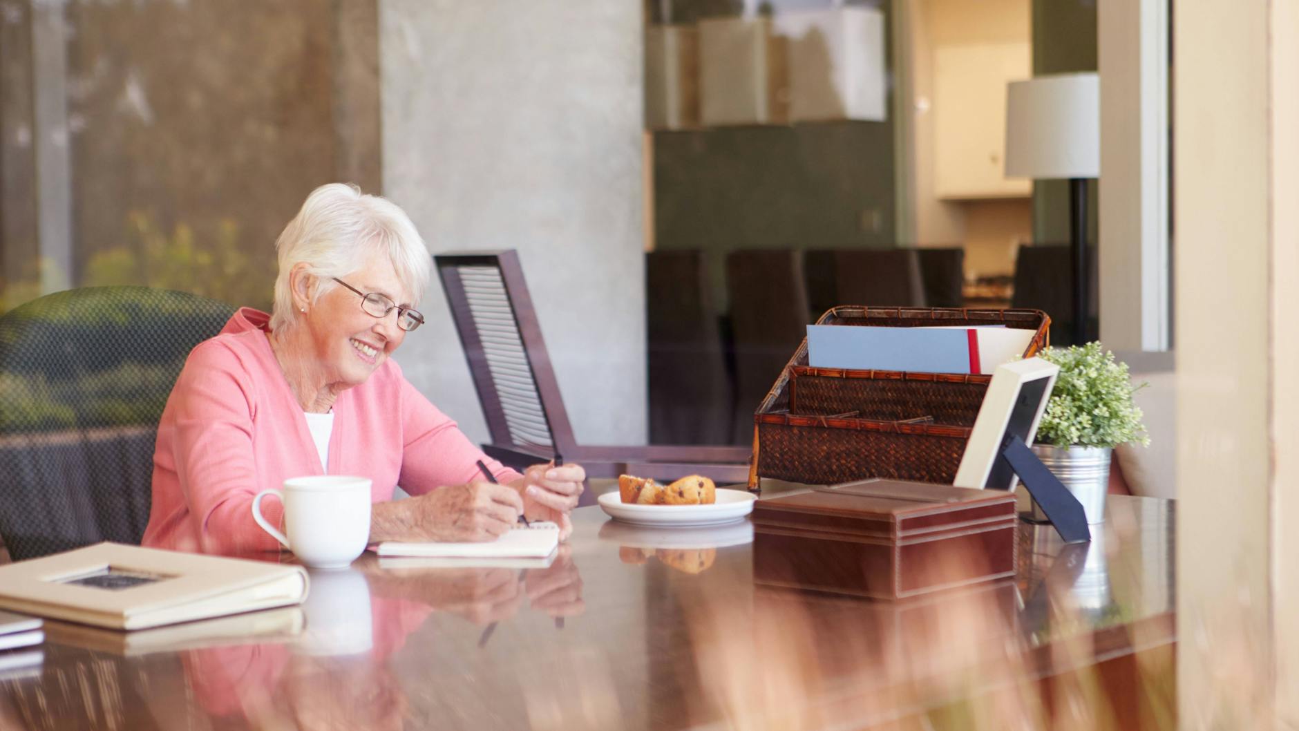 Man kann ins Grübeln kommen, ob die eigene Wohnung noch die Richtige ist. 