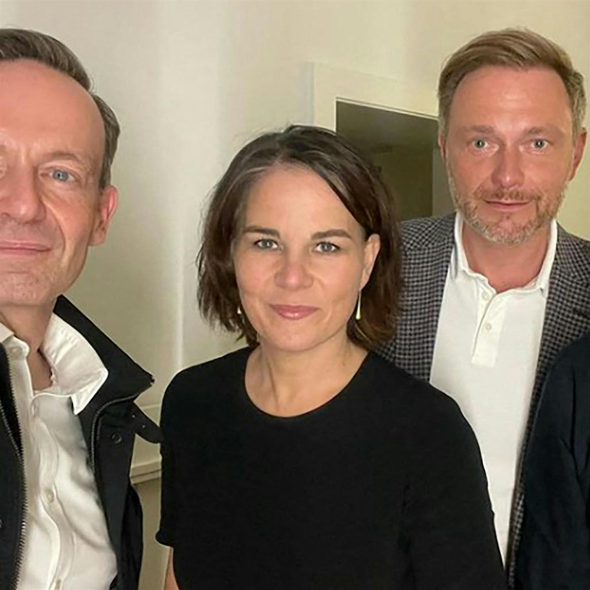 Selfies der Königsmacher, SPD auf Kuschelkurs und eine abgetauchte Union