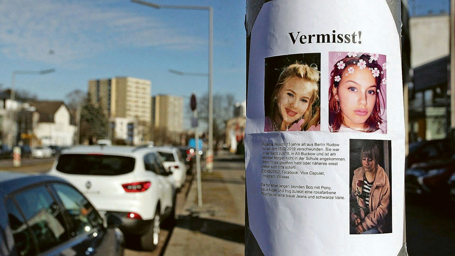 Die Neuköllner Schülerin Rebecca Reusch wird seit zwei Jahren vermisst. Mit diesen Plakaten versuchten die Eltern Hinweise darauf zu bekommen, wo ihre Tochter ist.<br>