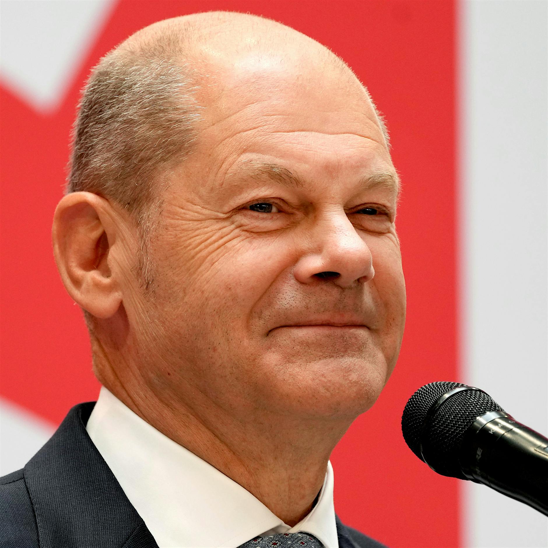 Angela Merkel gratuliert Olaf Scholz zu Wahlerfolg