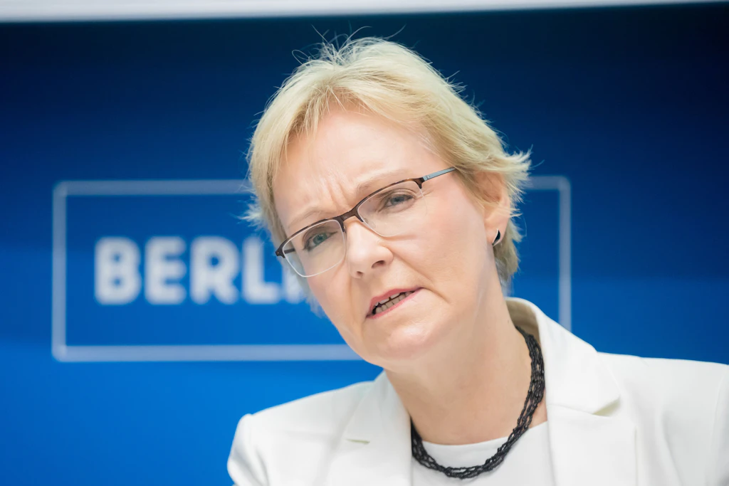 Pannen bei Berlin-Wahl: Landeswahlleiterin Petra Michaelis tritt zurück
