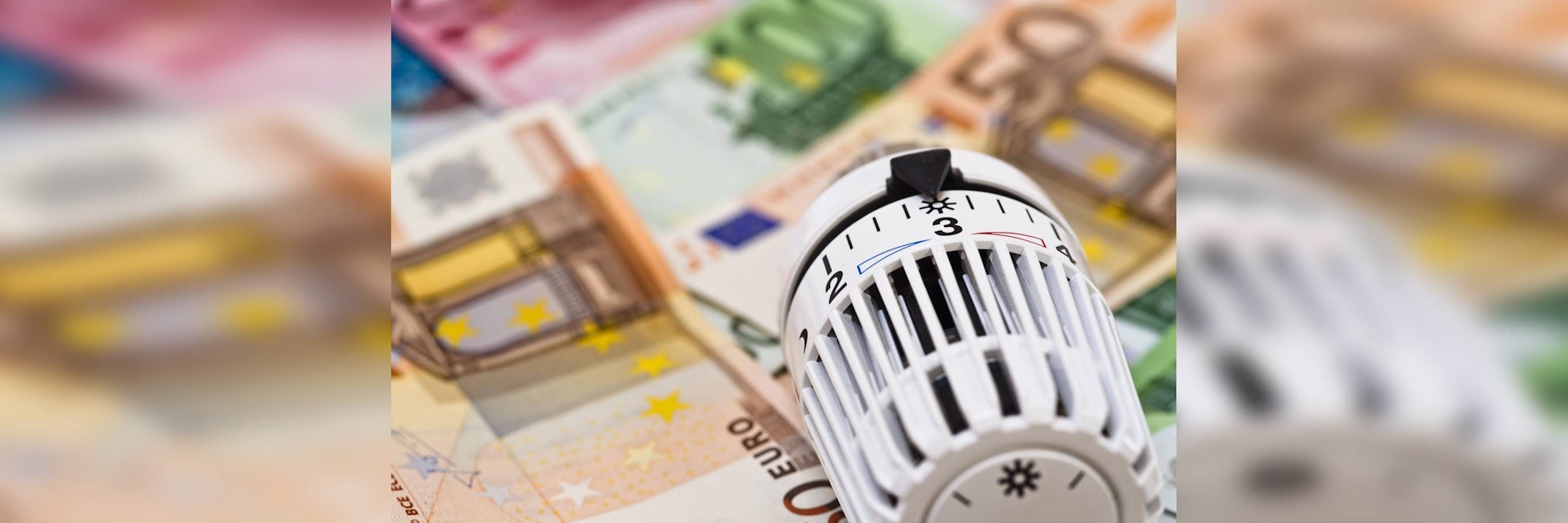 Schon mit kleinen Veränderungen können Sie beim Heizen richtig Geld sparen.