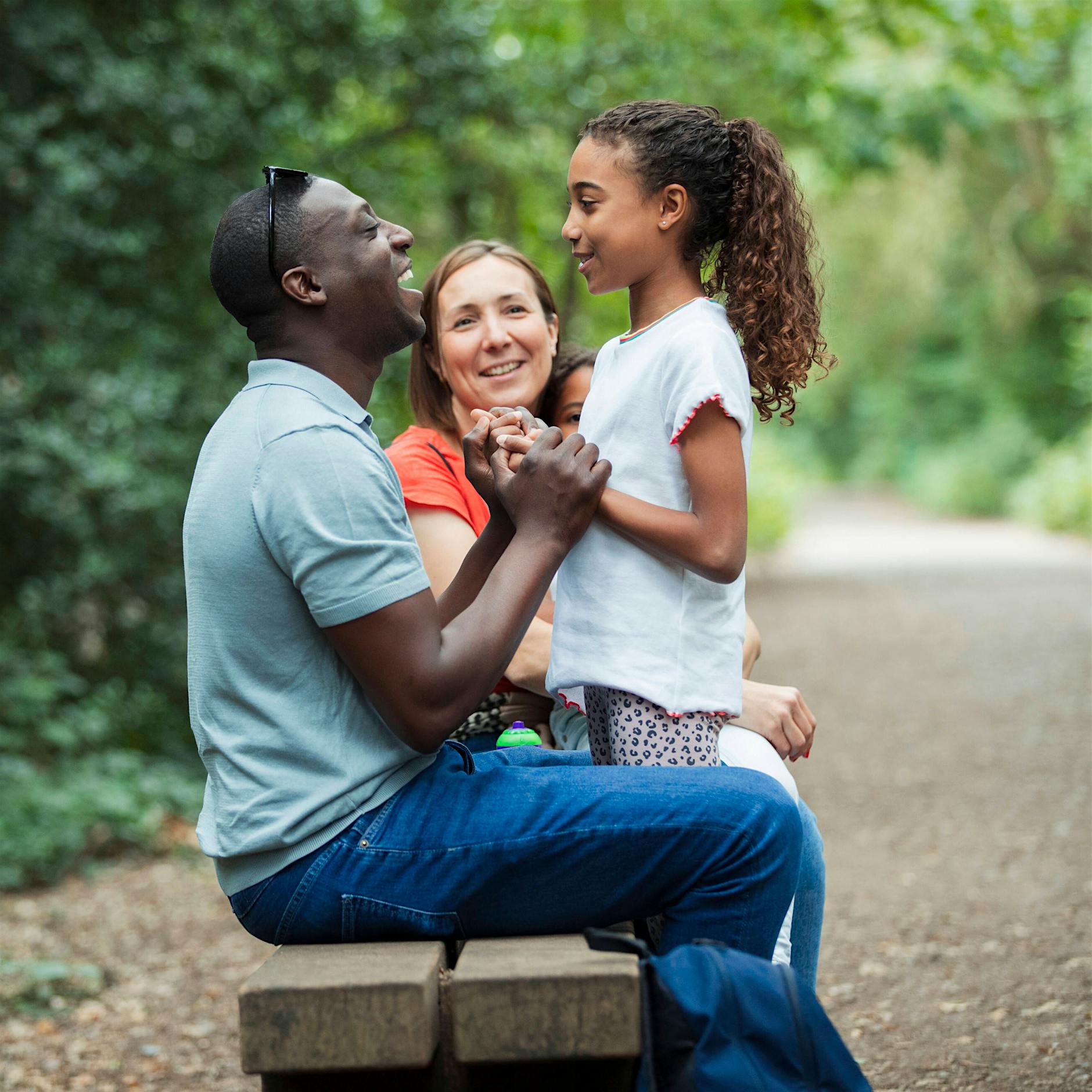 Tipps zur bilingualen Erziehung: Wie Kinder problemlos mehrsprachig aufwachsen