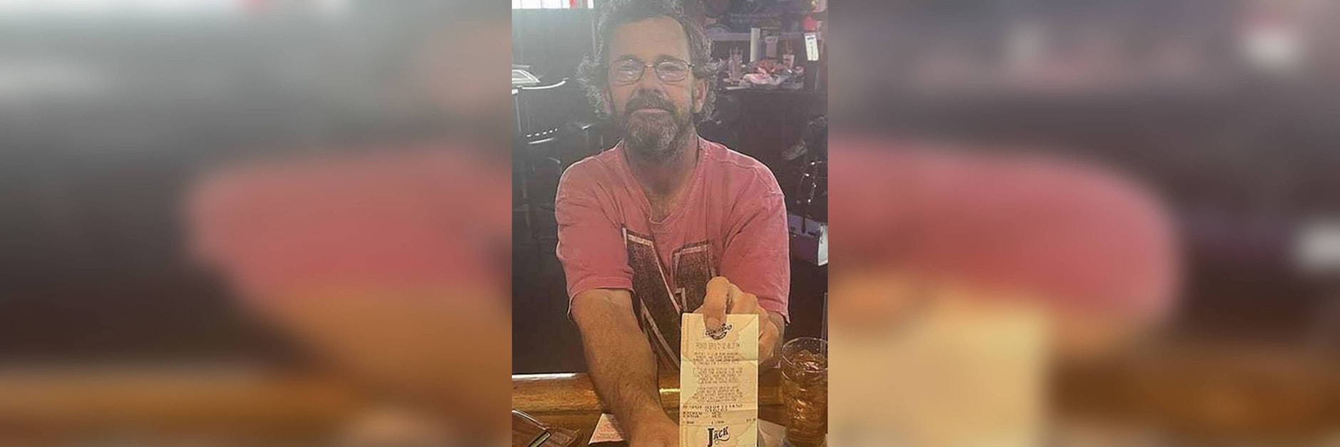 Gregory Jarvis hatte bei einem Bingo-Spiel der Klassenlotterie den Jackpot gewonnen. Doch bevor er den Gewinn einlösen konnte, ertrank er.