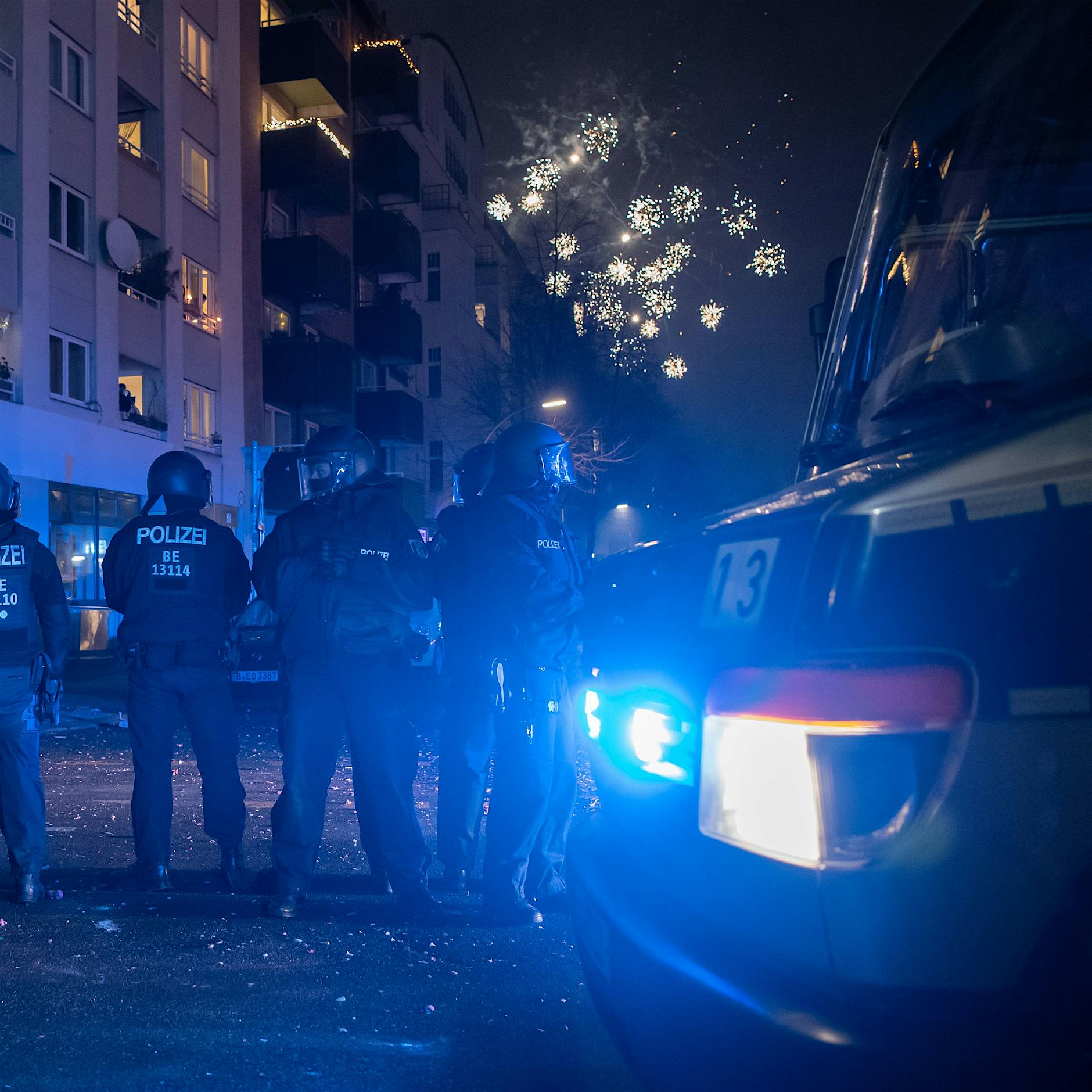 Silvesterbilanz: Berliner Polizei nimmt 700 Menschen fest