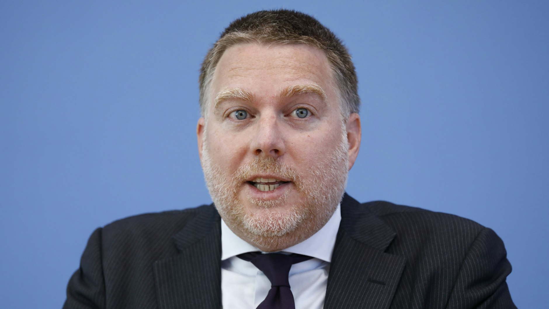 Prof. Dr. Steffen Augsberg ist Mitglied des deutschen Ethikrats.