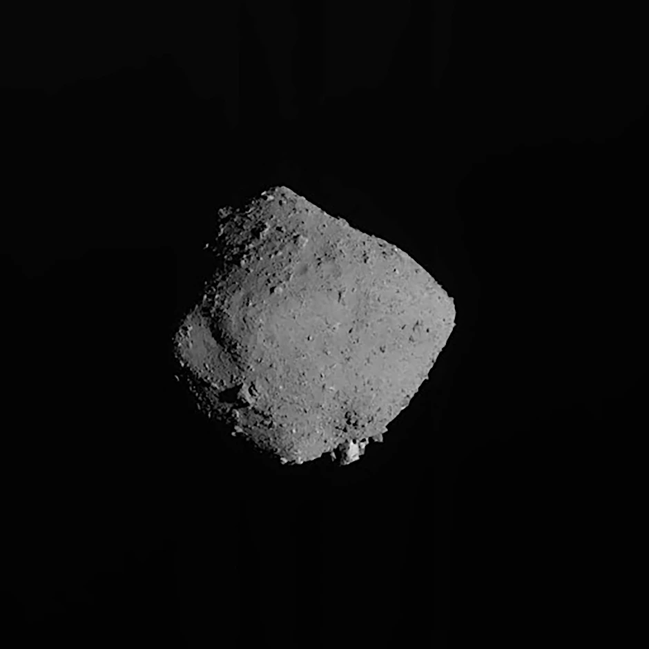 Ein Asteroid, aufgenommen im Jahr 2019 von dem japanischen Raumfahrzeug&nbsp;Hayabusa 2.