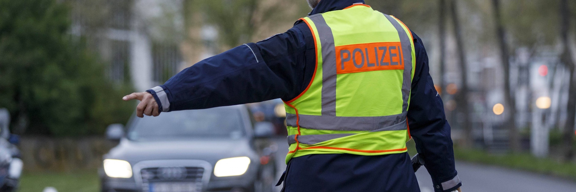 Schwerpunkt-Kontrolle der Polizei Köln auf der Luxemburger Straße in Köln am 05.04.2017. Foto:xC.xHardtx/xFuturexImage
