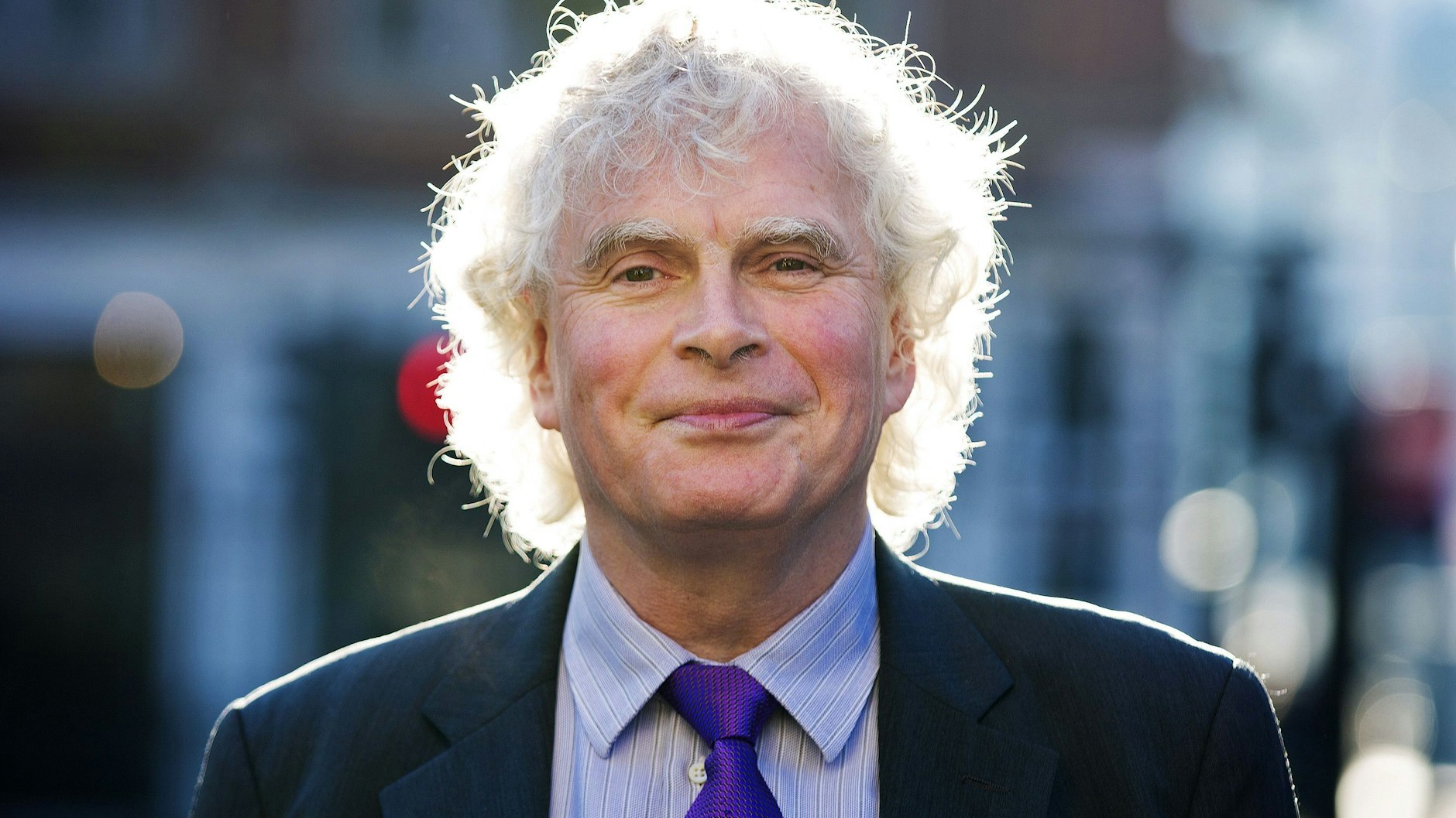 Simon Rattle wird Chefdirigent des BR-Symphonieorchesters