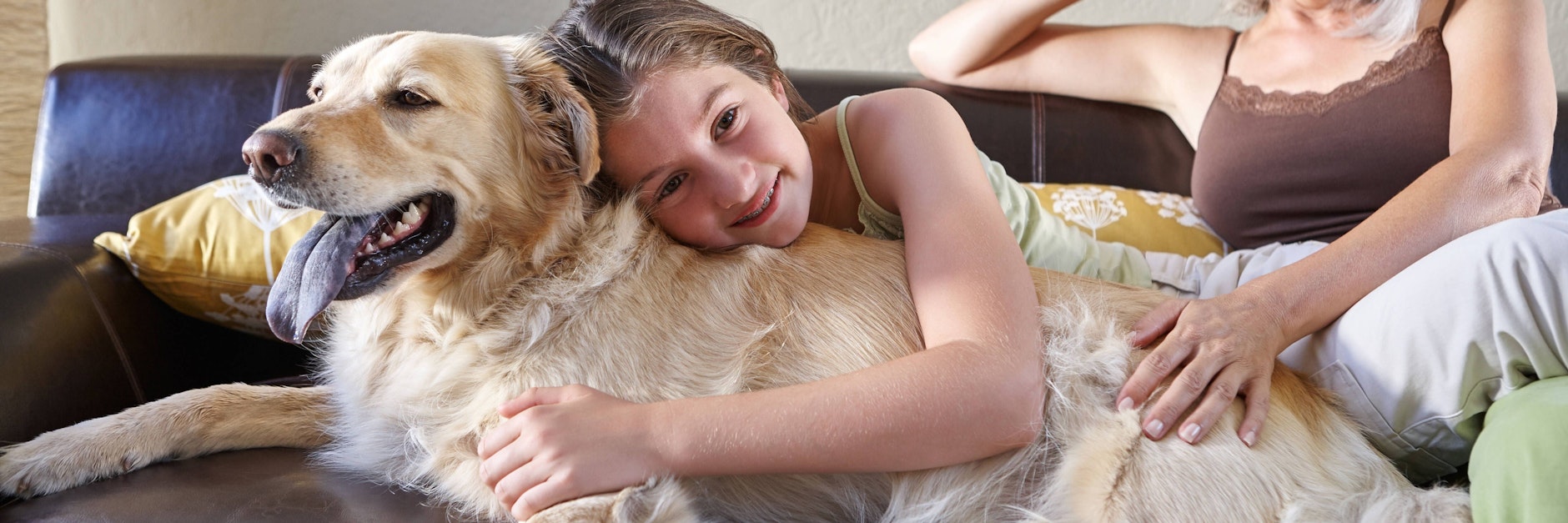 Der Hund ist da, wenn Freunde oder Oma und Opa fehlen.