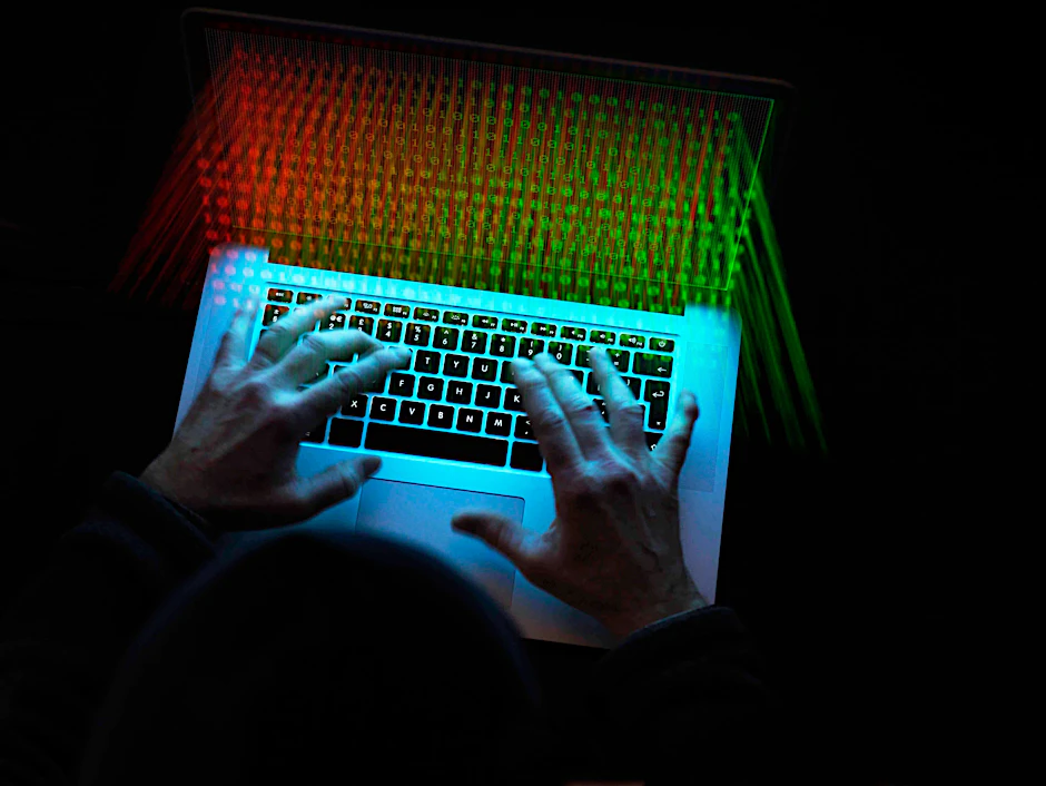 Eine Hacker-Gruppe namens „Double-Spider“ soll für mehr als 600 Angriffe verantwortlich sein.