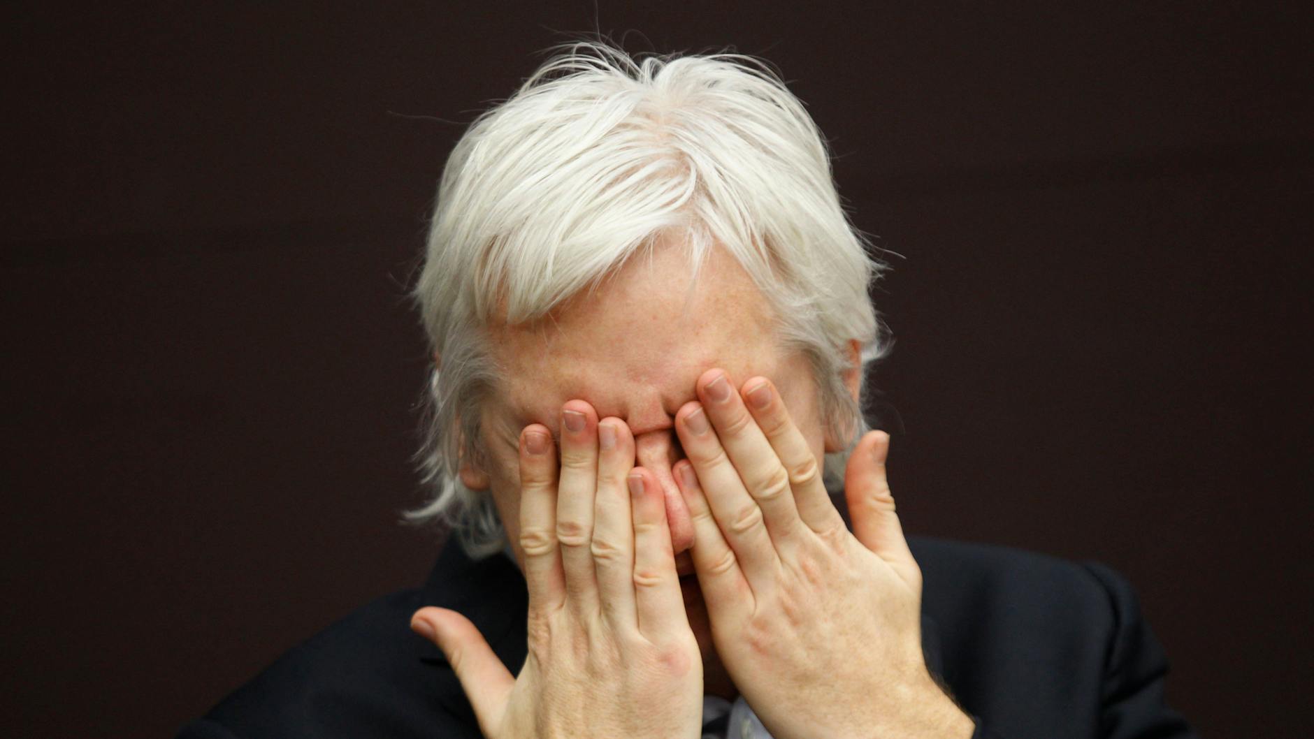 Julian Assange wird nicht in die USA ausgeliefert – vorerst. Ein Archivbild des Wikileaks-Gründers vom 1. Dezember 2011.