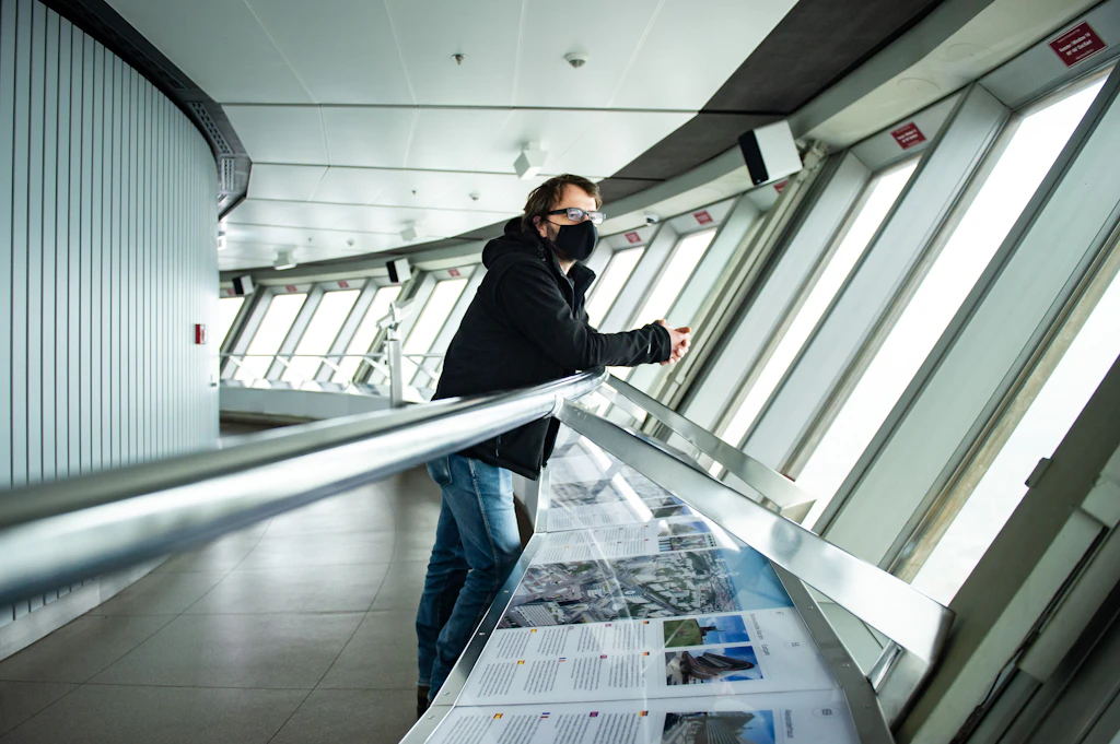 Schlafende Orte: Von der Einsamkeit des Fernsehturms