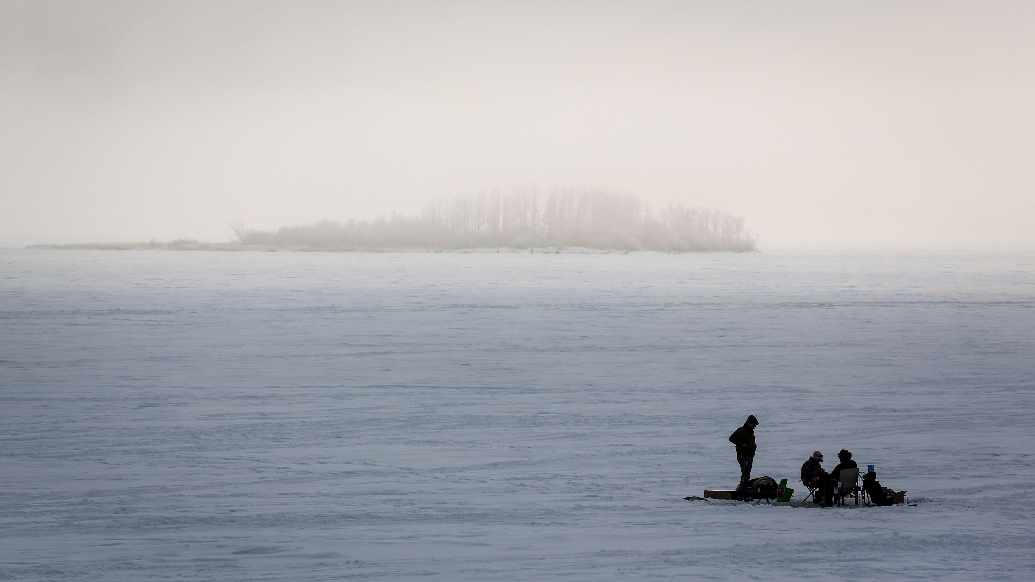 Image - Neue Krimis: Wenn in rückständigen Dörfern das Wissen den Glauben ablöst