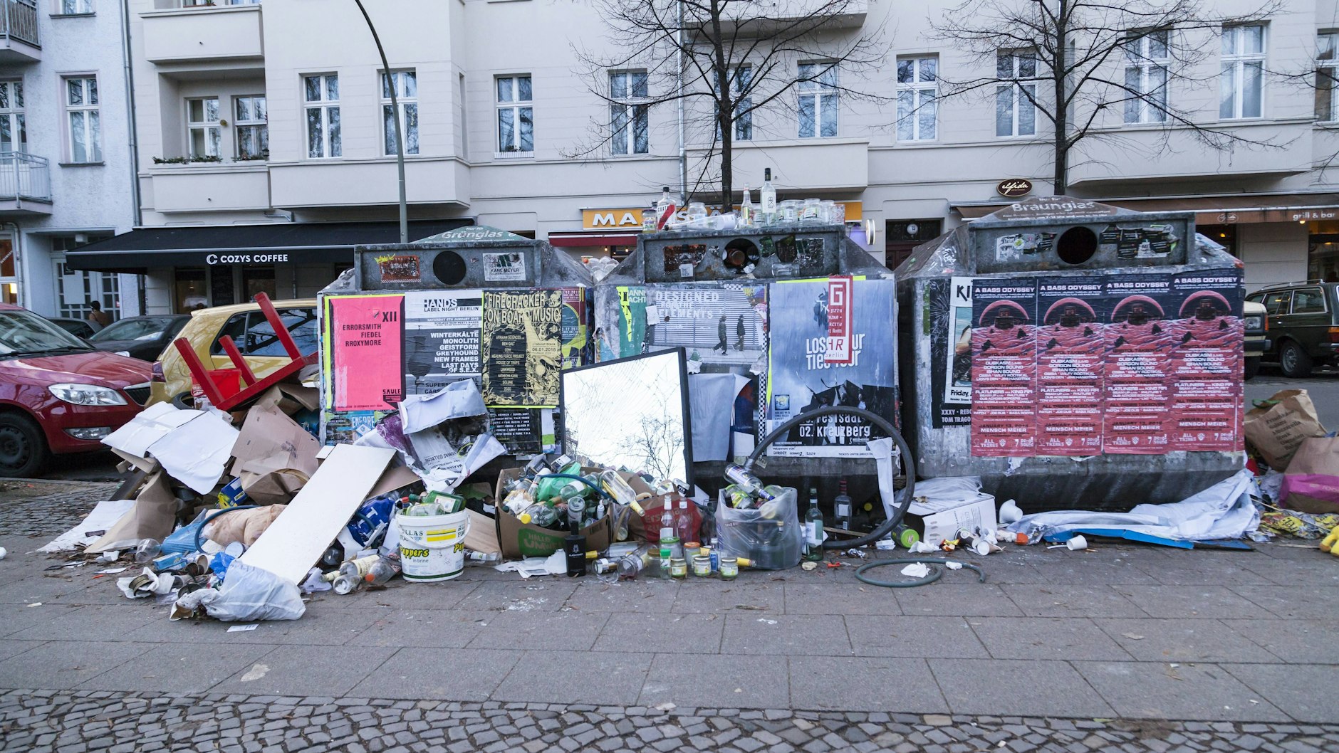 Sperrmüll in Berlin-Friedrichshain.