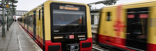 Nagelneue SBahn Erste Panne schon nach zwei Wochen Zug