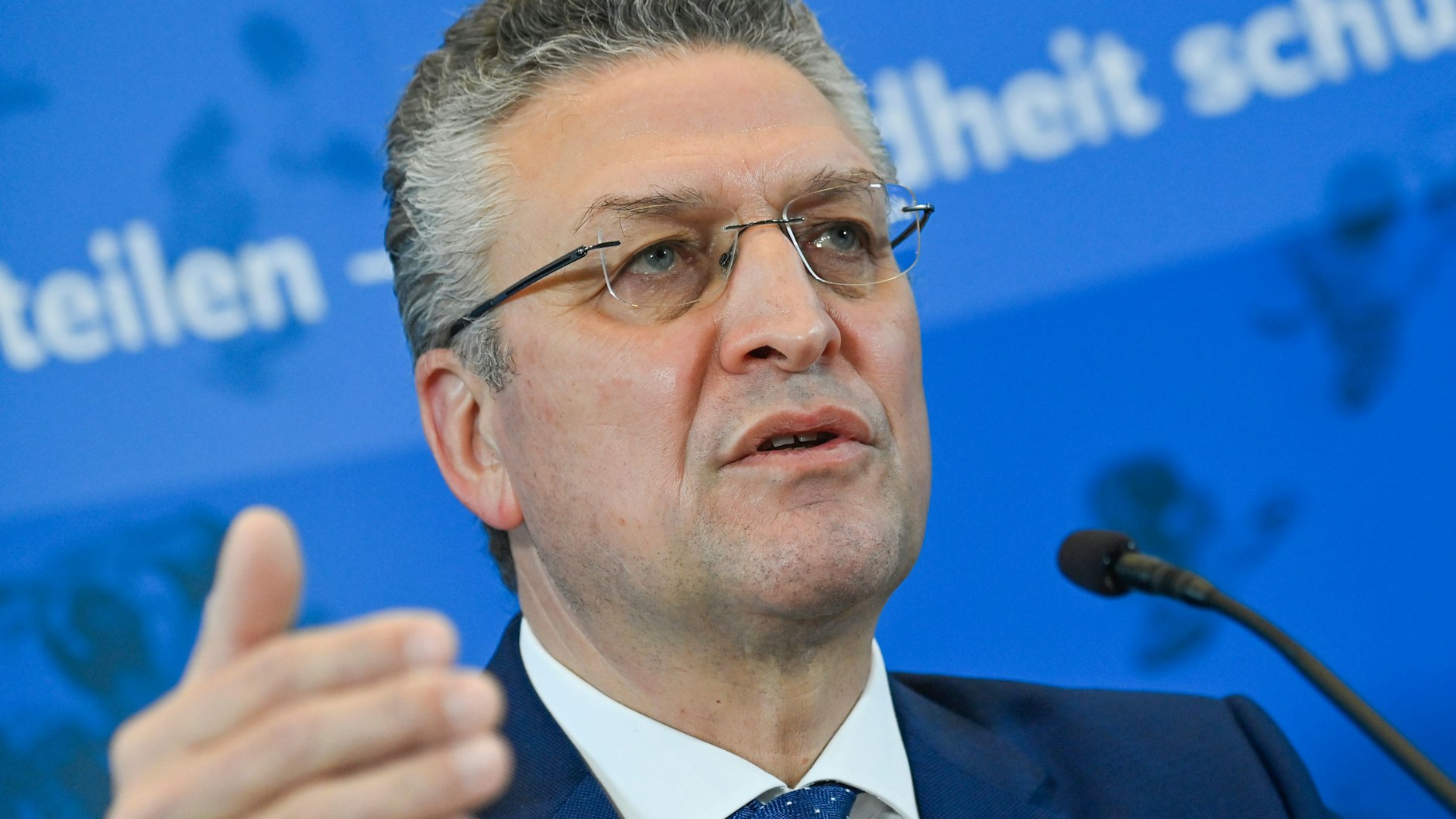 RKI-Chef Lothar Wieler rief Firmen auf, mehr Homeoffice anzubieten.