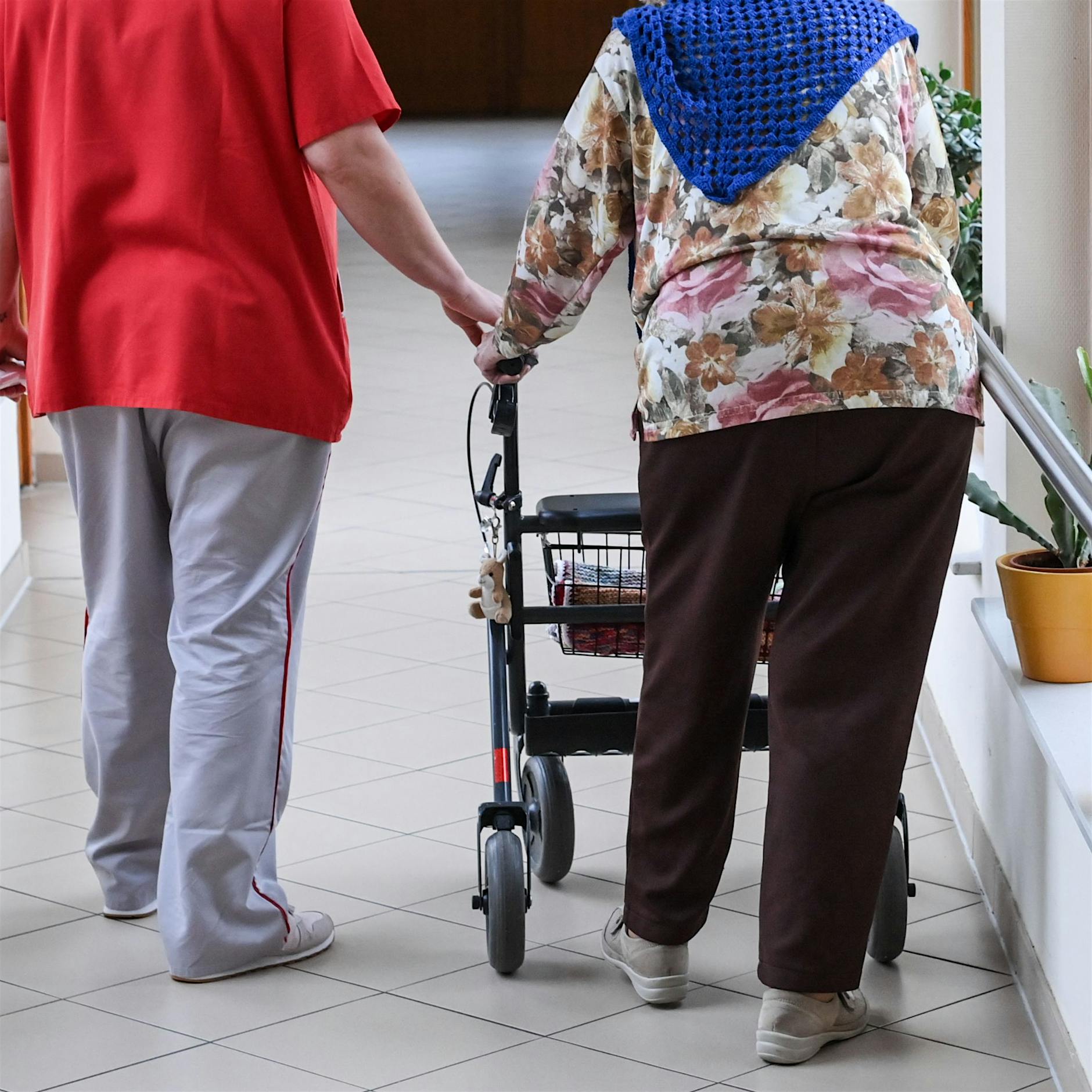 Corona-Kritiker: Lockdown-Politik ist für gefährdete Gruppen wirkungslos