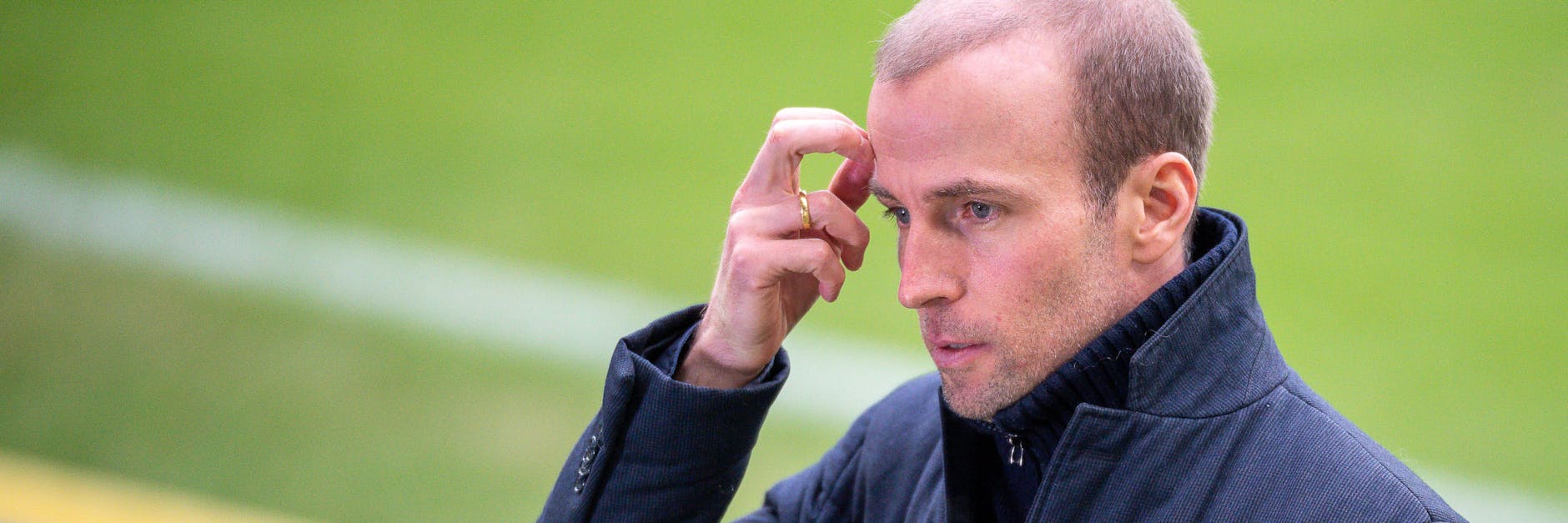 Trainer Sebastian Hoeneß ist seit Sommer bei der TSG Hoffenheim im Amt und könnte seinen Job bald wieder los sein.