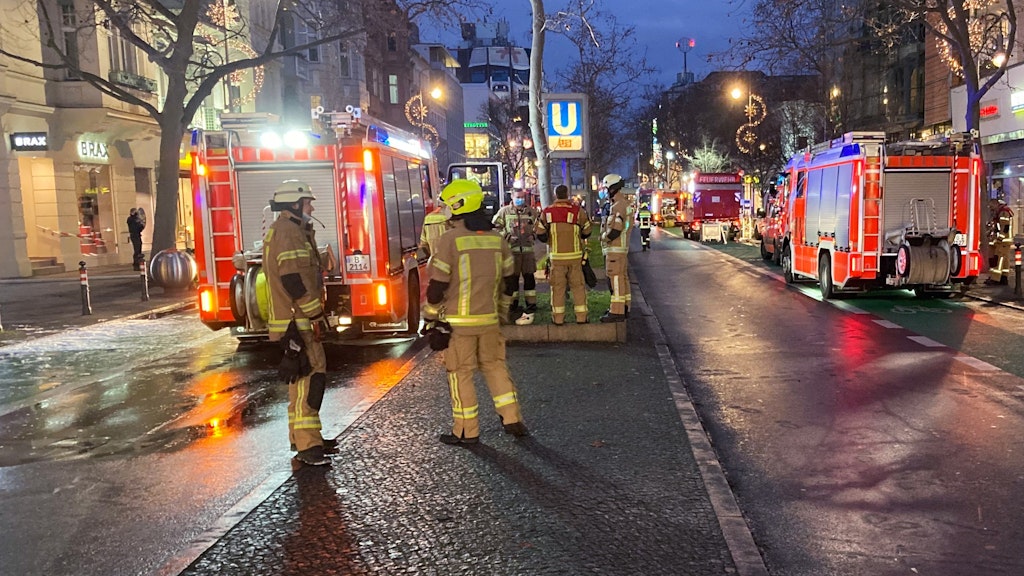 Steglitz U9 nach Brand im UBahnhof bis 10. Januar