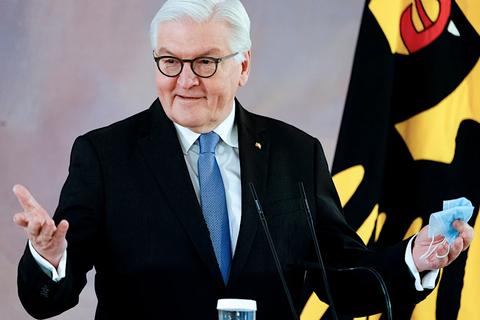 Bundespräsident Frank-Walter Steinmeier freute sich in einer Videobotschaft.