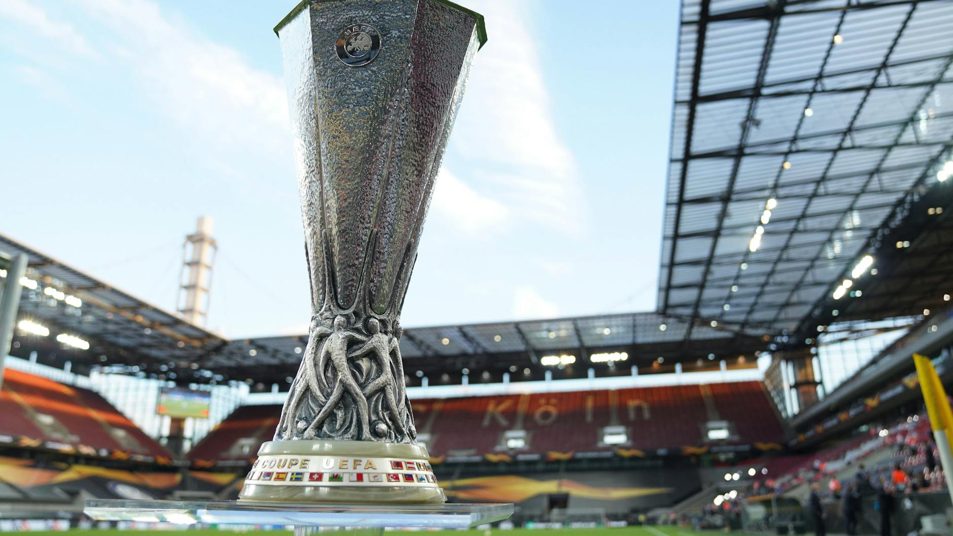 Erprobter Endspielort: Im Kölner Rhein-Energie-Stadion fand im vergangenen Sommer das Finale des Uefa-Turniers um die Europa League statt.
