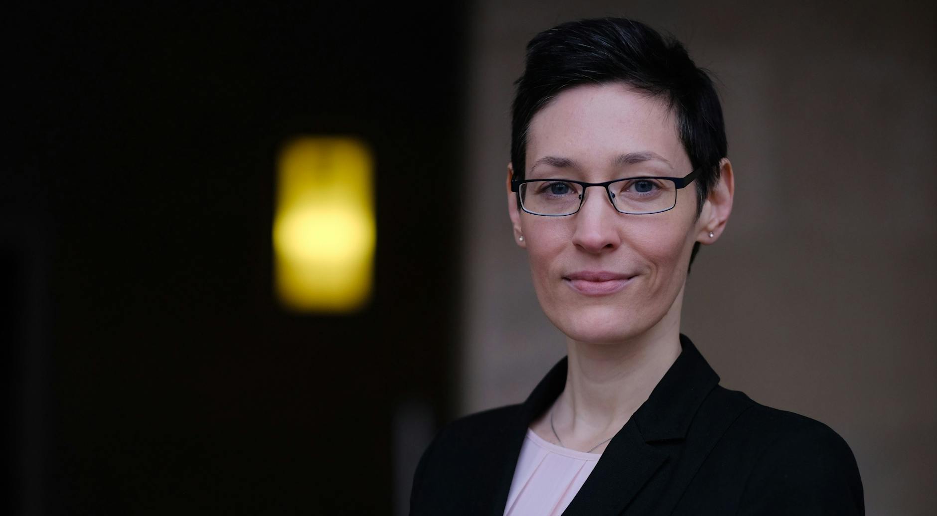 Svea Knöpnadel ist die erste Extremismusbeauftragte der Berliner Polizei.<br>
