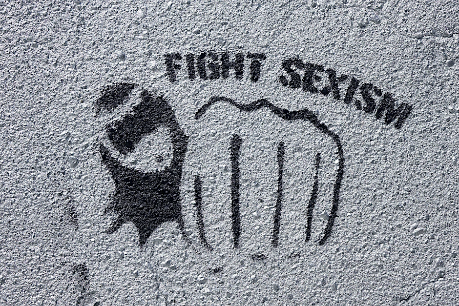 Nach einem Senatsbeschluss macht sich eine Jury gegen diskriminierende und sexistische Werbung nun ans Werk. (Symbolbild)