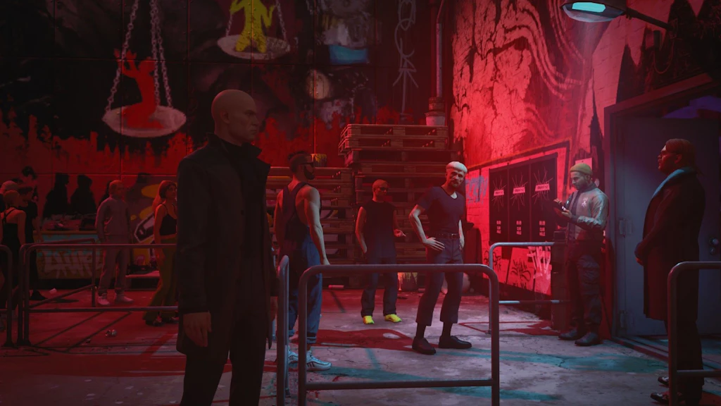 „Hitman 3“ oder schleichend die Berliner Partywelt erkunden