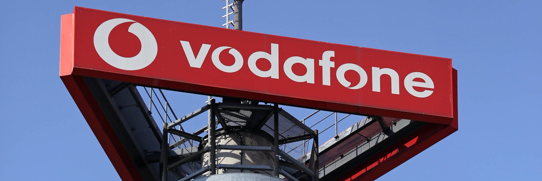 Ein Sendemast des Mobilfunkanbieters Vodafone in Berlin.