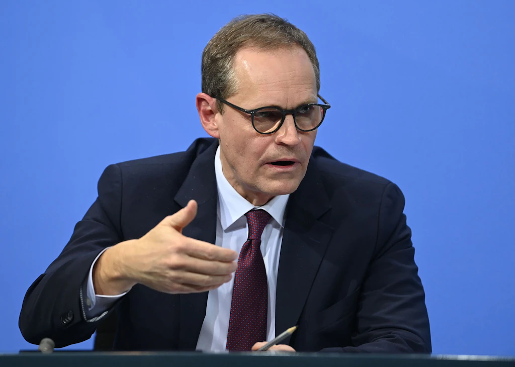 Müller: Debatte über Lockdown-Lockerungen ist „wenig sinnvoll“