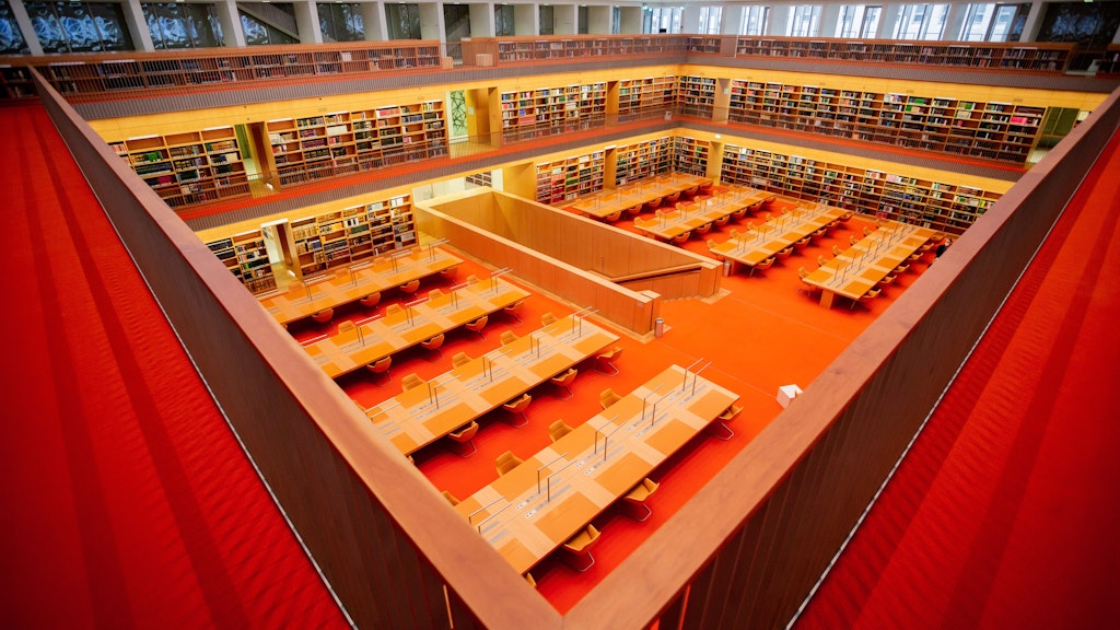 Mit neun Jahren Verspätung: Die Staatsbibliothek erstrahlt in neuer Pracht