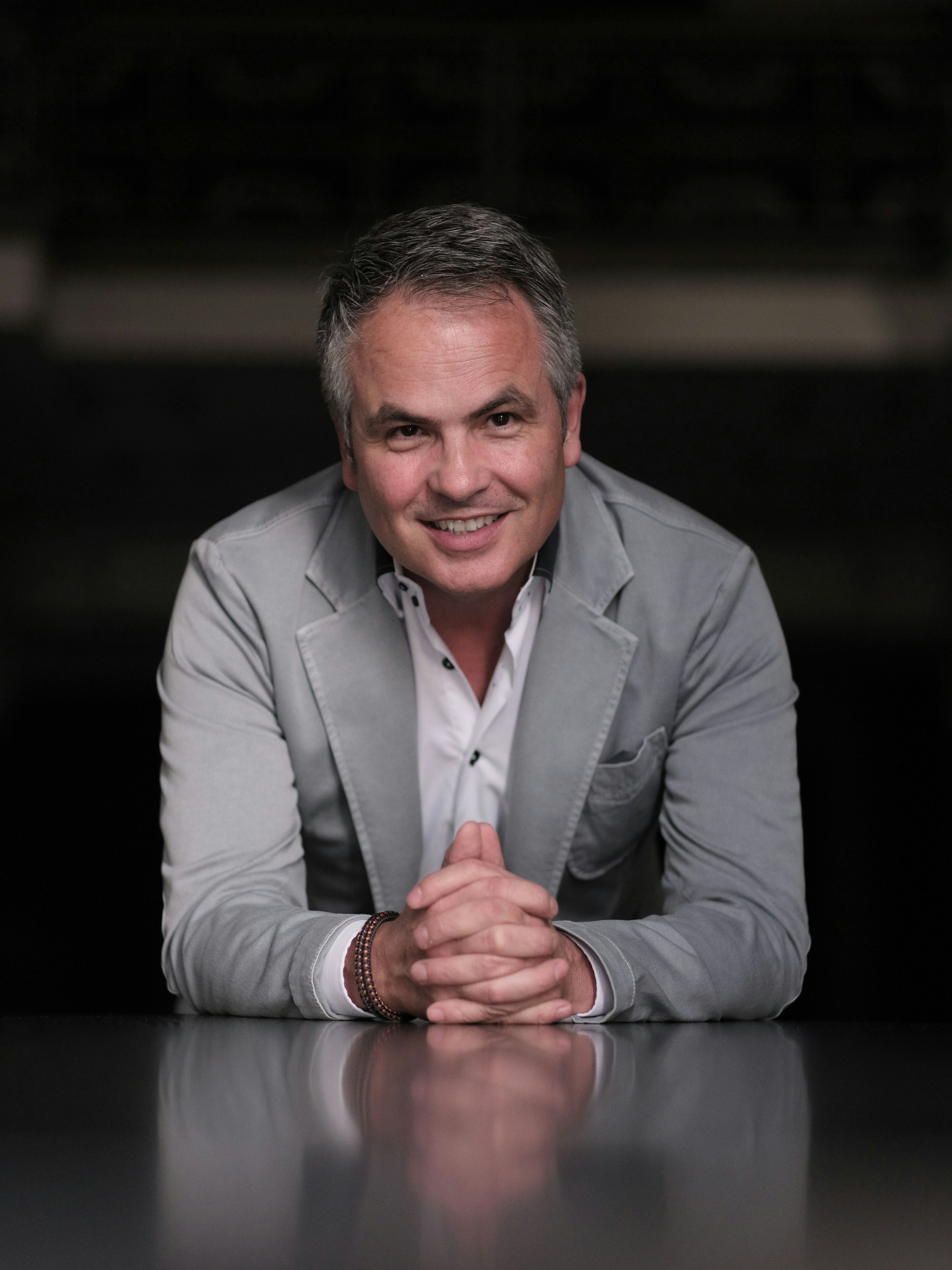 Berndt Schmidt ist der Intendant des Friedrichstadt-Palasts.