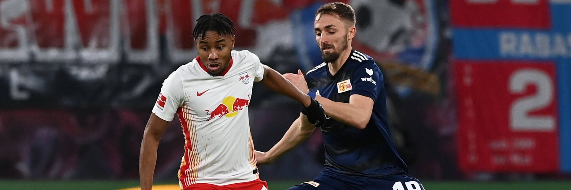 Florian Hübner durfte gegen RB Leipzig noch mitspielen, aber wurde danach für zwei Spiele gesperrt.