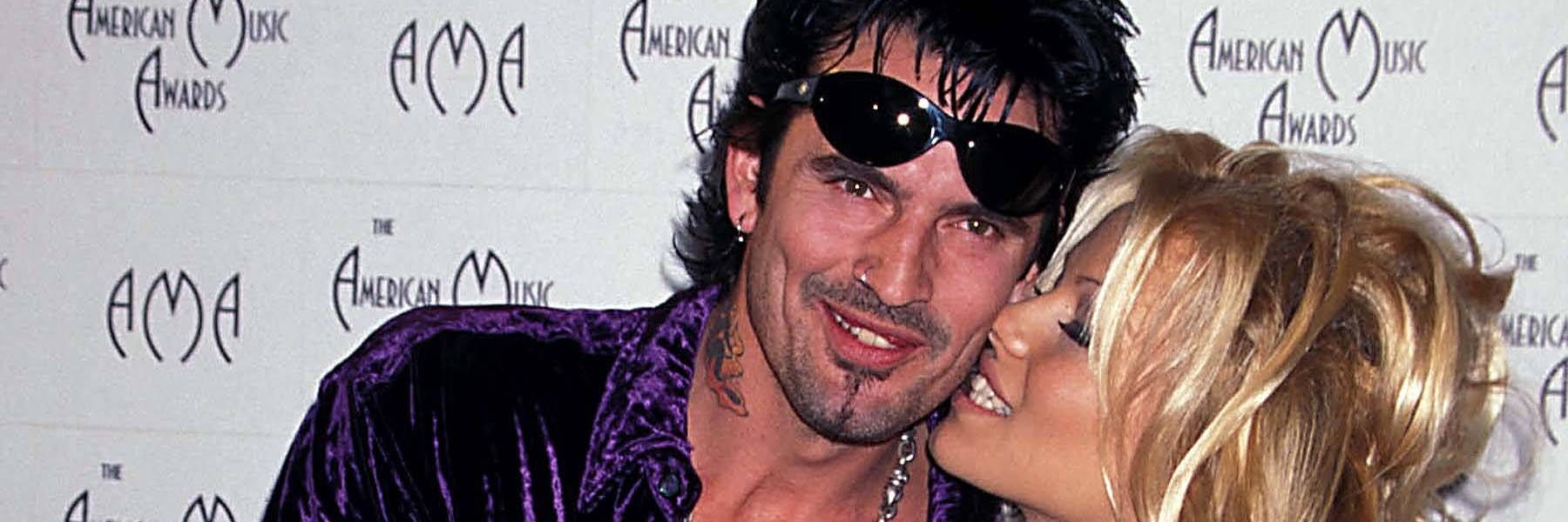 Schwer verliebt: Tommy Lee und Pamela Anderson 1996 bei den American Music Awards. 