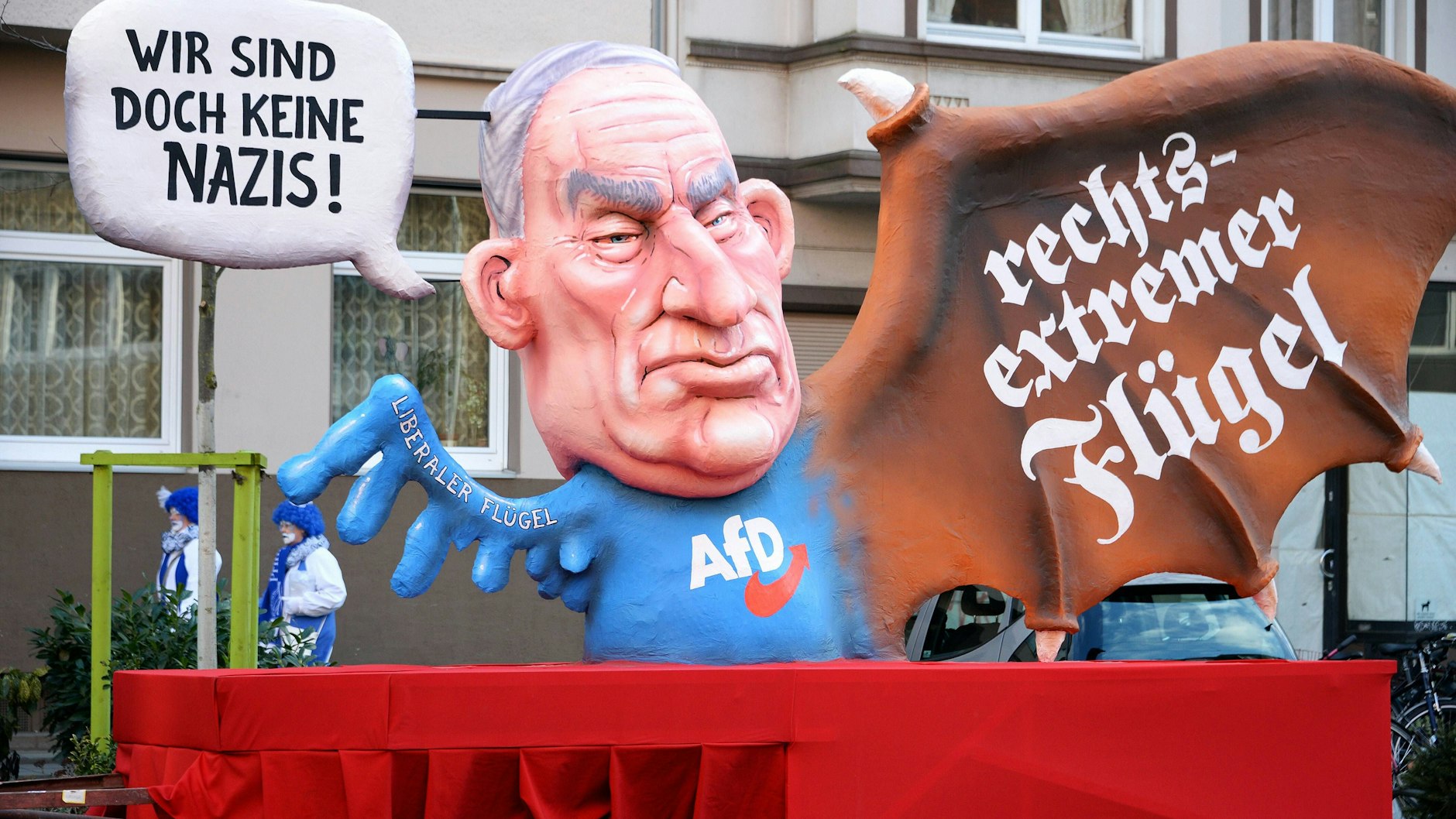 Rosenmontagszug in Düsseldorf im Jahr 2018 mit der AfD-Gallionsfigur Alexander Gauland.