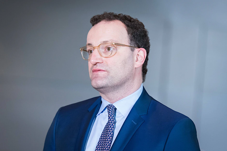 Jens Spahn hat einem Impfgipfel im Vorfeld zugestimmt.