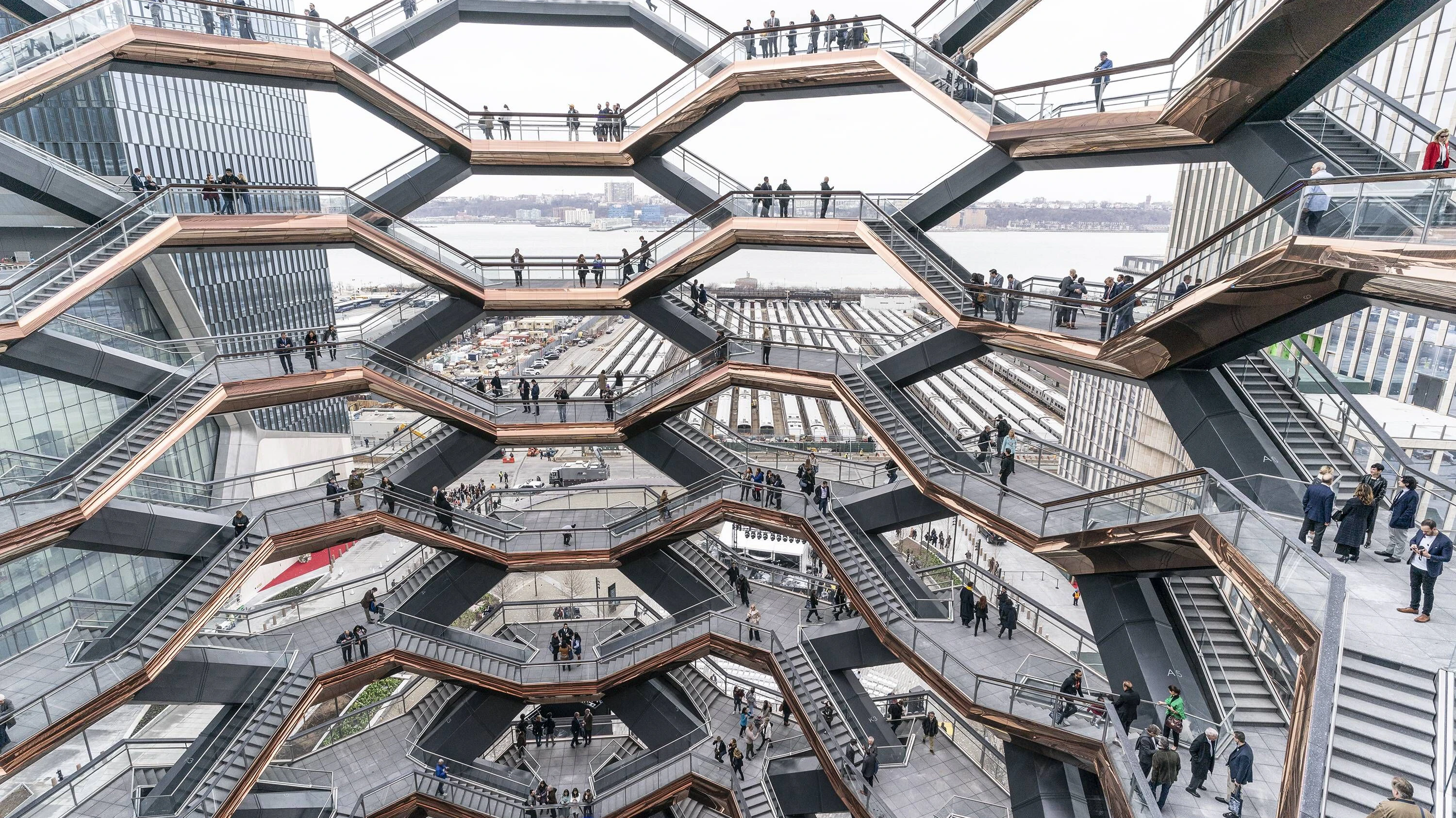 374 Meter „responsive neighborhood“: Innenansicht des Hochhauskomplexes Hudson Yards.