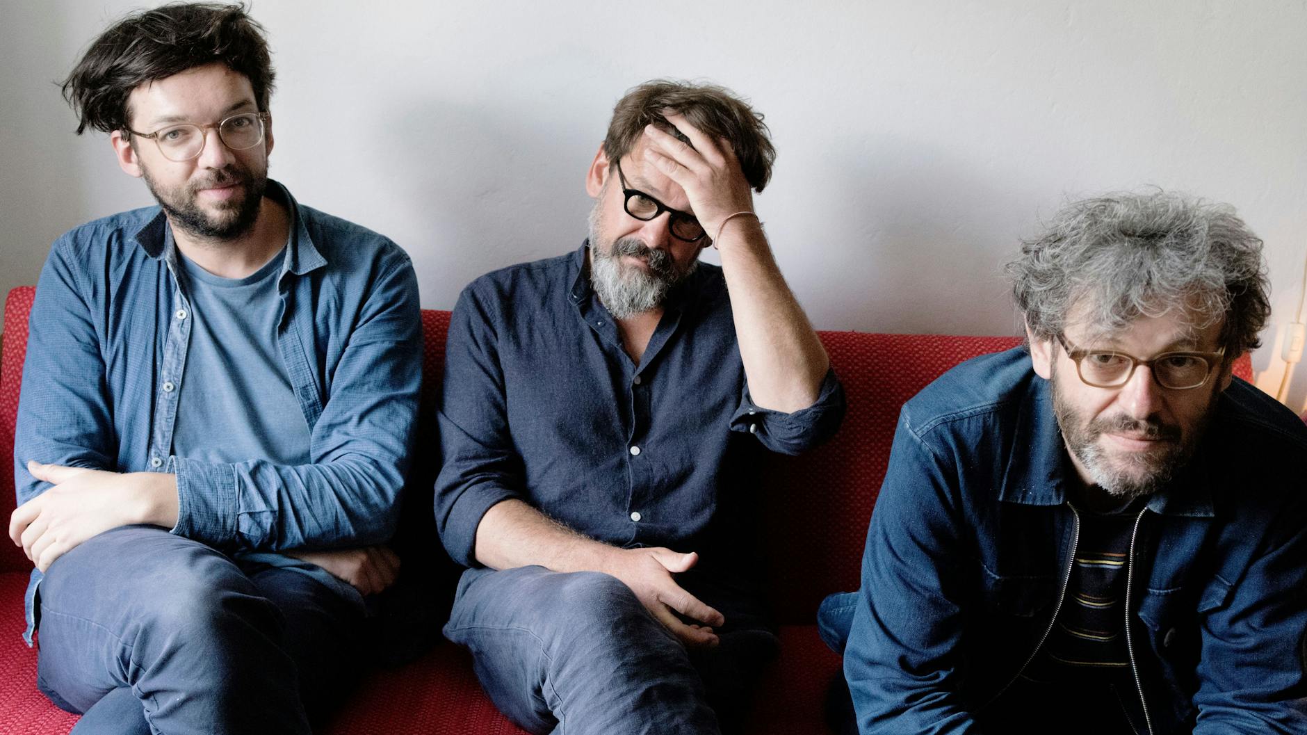  Christoph «Cico» Beck (l-r), Micha Acher und Markus Acher sind die Mitglieder der Band The Notwist. 