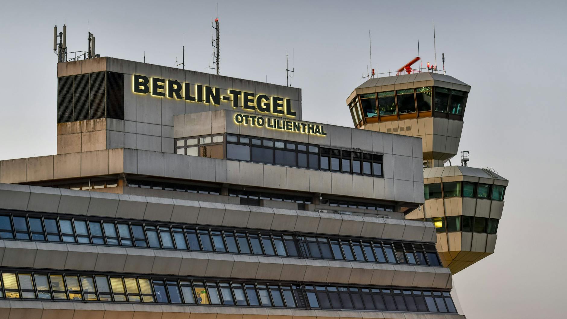 Tegel's iconic hexagonal tower is sadly not part of the auction.
