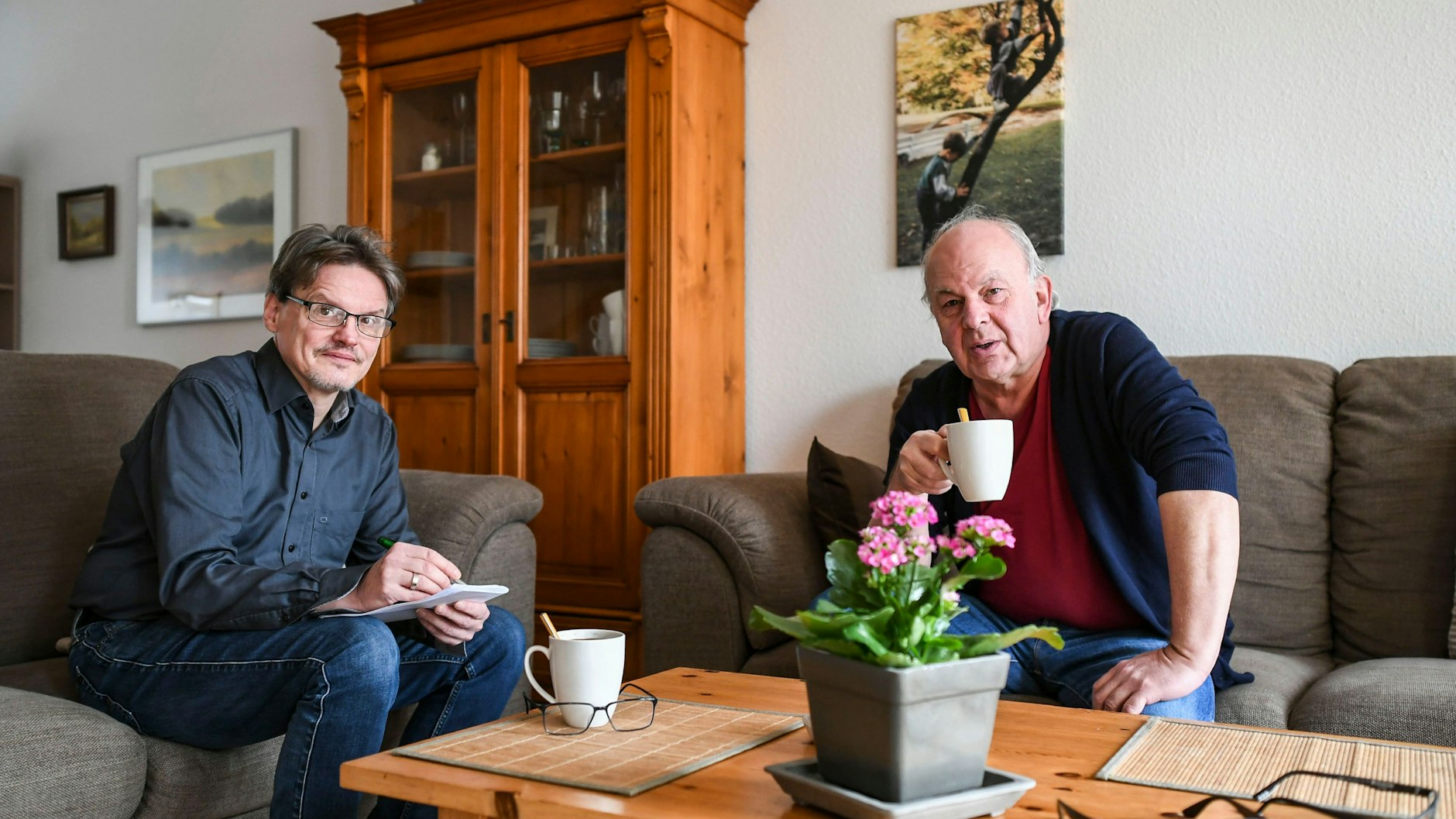 Auf ein Käffchen hat sich Regisseur Bernd Böhlich mit KURIER-Reporter Norbert Koch-Klaucke getroffen.<br>