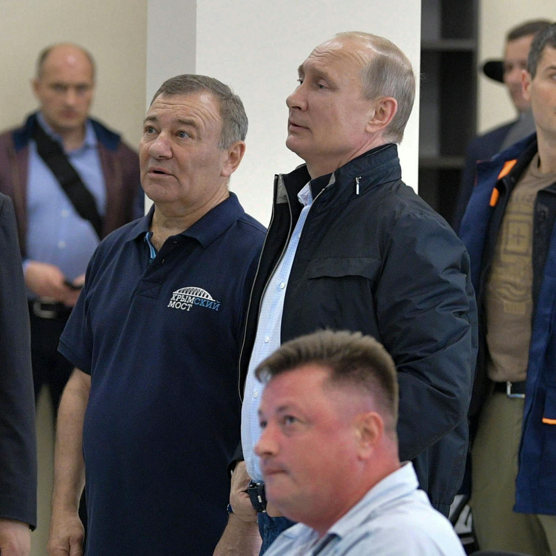 Ist dieser Putin-Kumpel der wahre Eigentümer des Protz-Palasts?