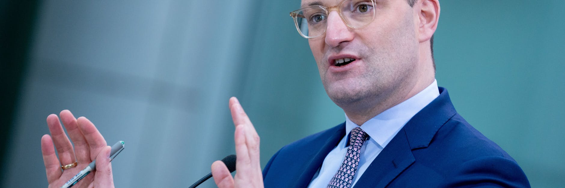 Bundesgesundheitsminister Jens Spahn (CDU) modifiziert die Impfstrategie.