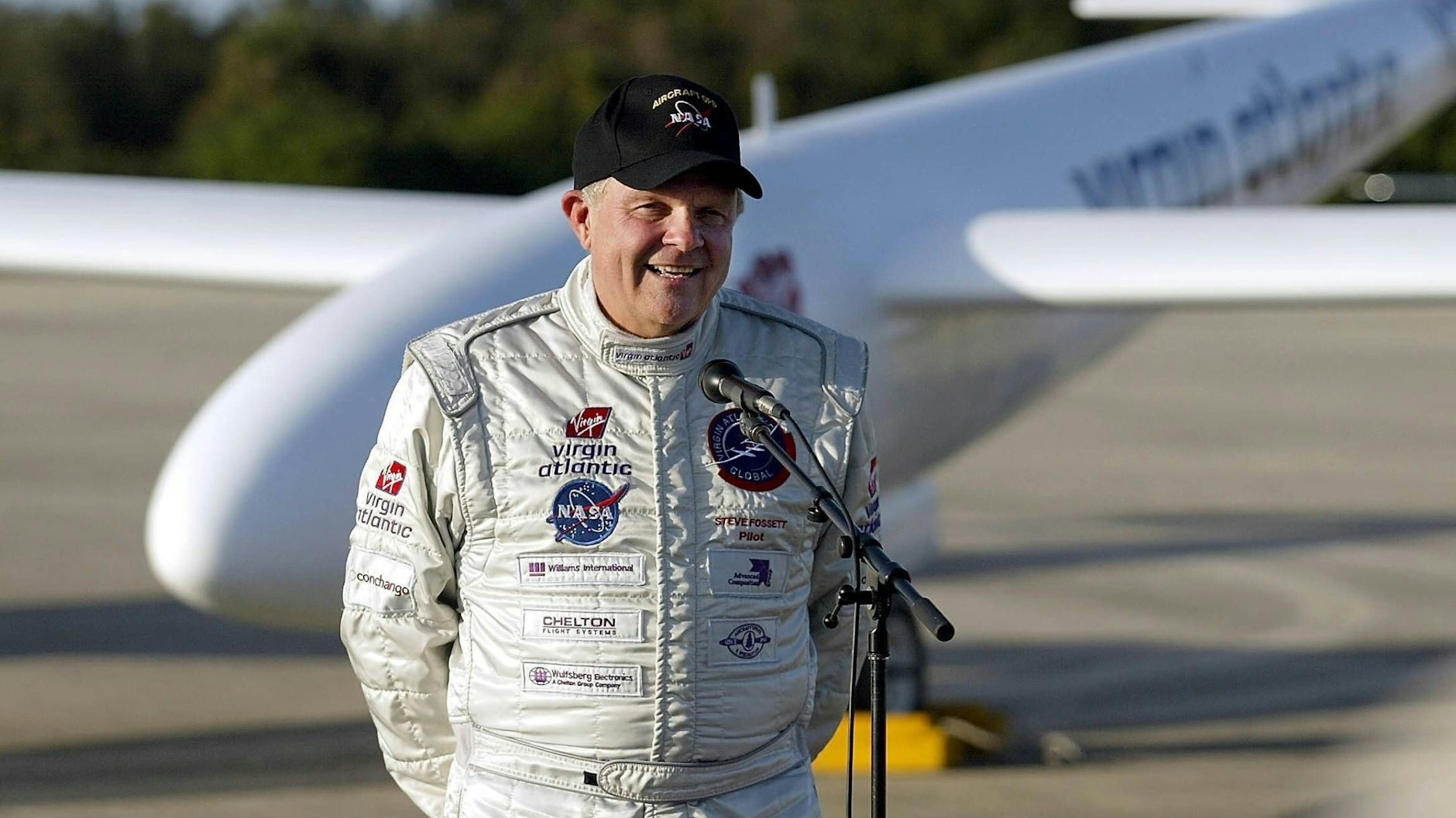 Der amerikanische Milliardär Steve Fossett bei einem Event im Kennedy Space Center in Florida, Januar 2006.