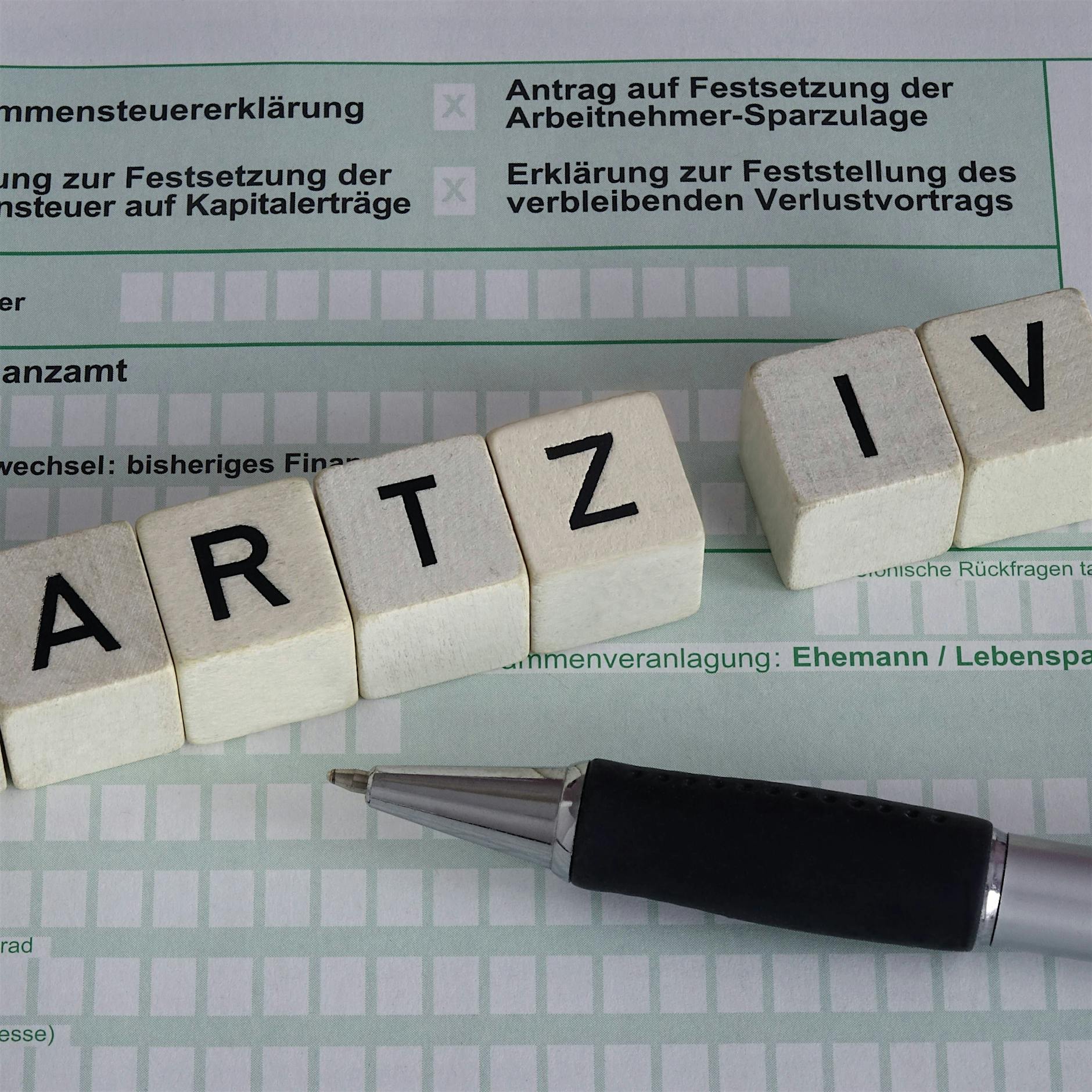 Grüne wollen 600 Euro ohne Gegenleistung statt Hartz IV