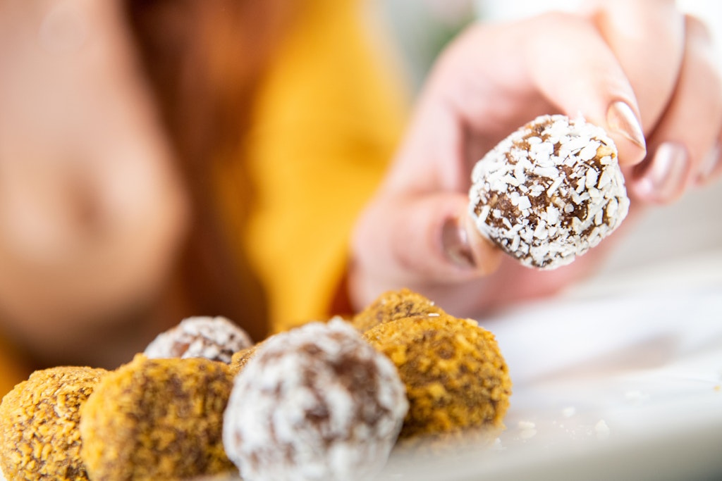 Statt Chips und Schokolade Gesunde Snacks für zwischendurch