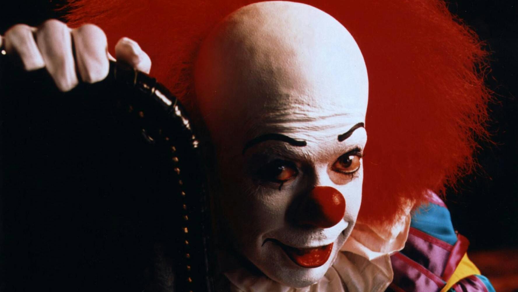 Jeder und jede fürchtet sich vor ihm: dem Clown, Es, aus dem Stephen-King-Roman.